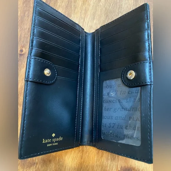 Kate Spade Wallet - Picture 6 of 6